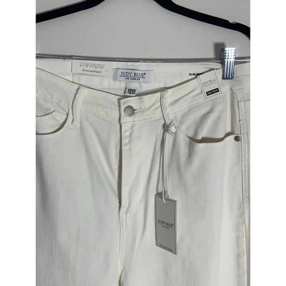 Judy Blue White High Waisted Bootcut Jeans NWT size 11/30 - Picture 2 of 6